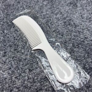 Vintage New Estee Lauder White Curved Comb 6.5” Small Travel Detangling